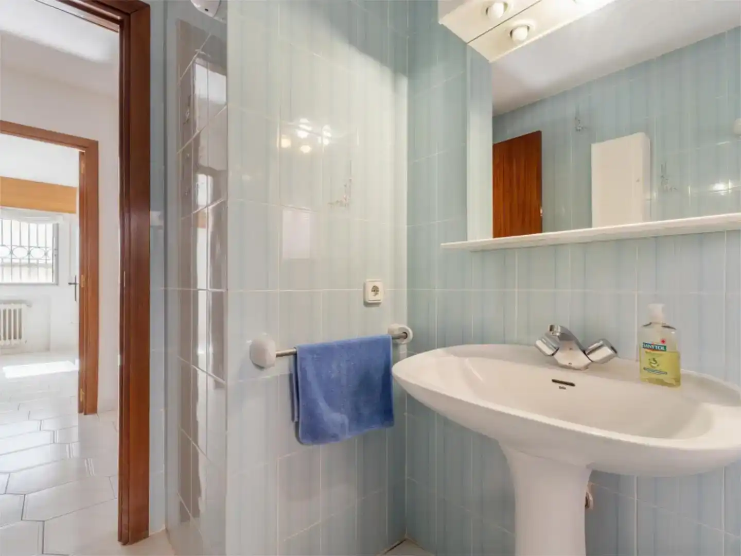 Baño de Piso en venta en Alcalá de Henares con Jardín privado, Trastero y Piscina