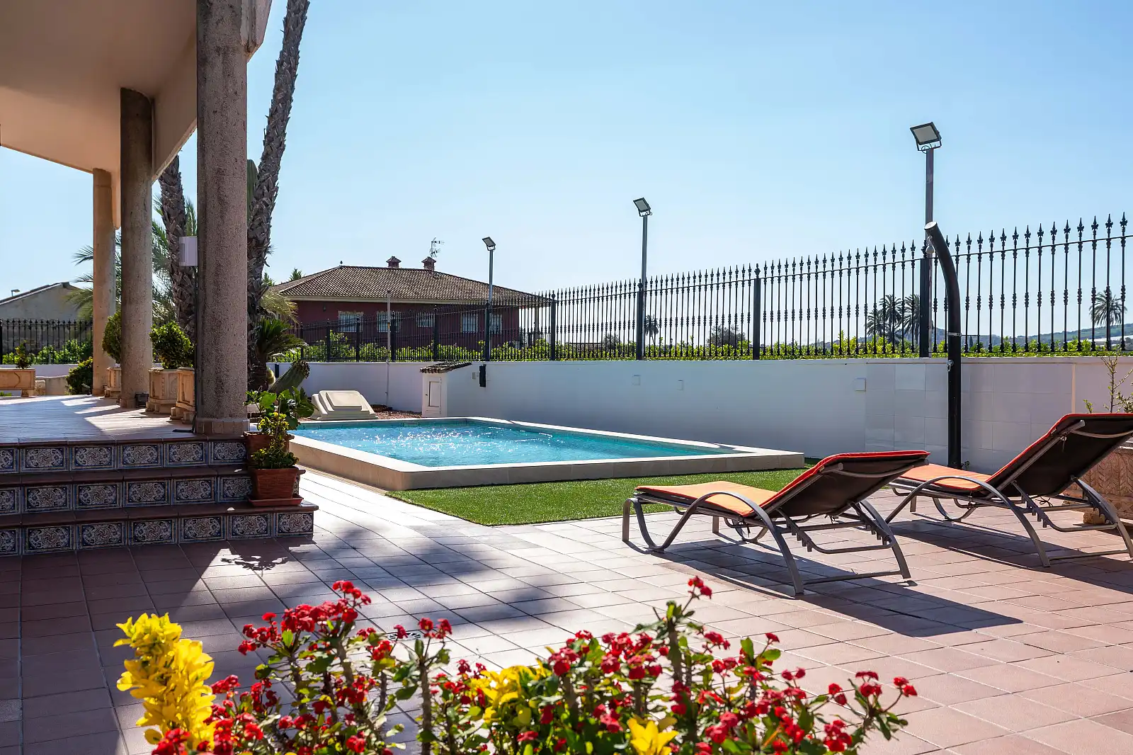Piscina de Casa o xalet en venda en Orihuela amb Aire condicionat, Jardí privat i Terrassa
