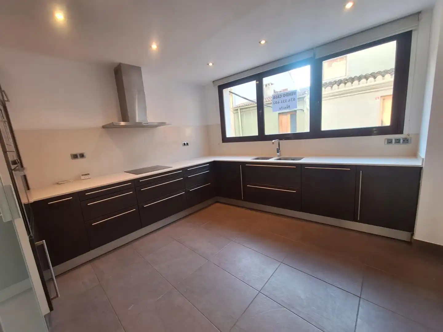 Cocina de Casa o chalet en venta en Sabadell con Aire acondicionado, Calefacción y Jardín privado