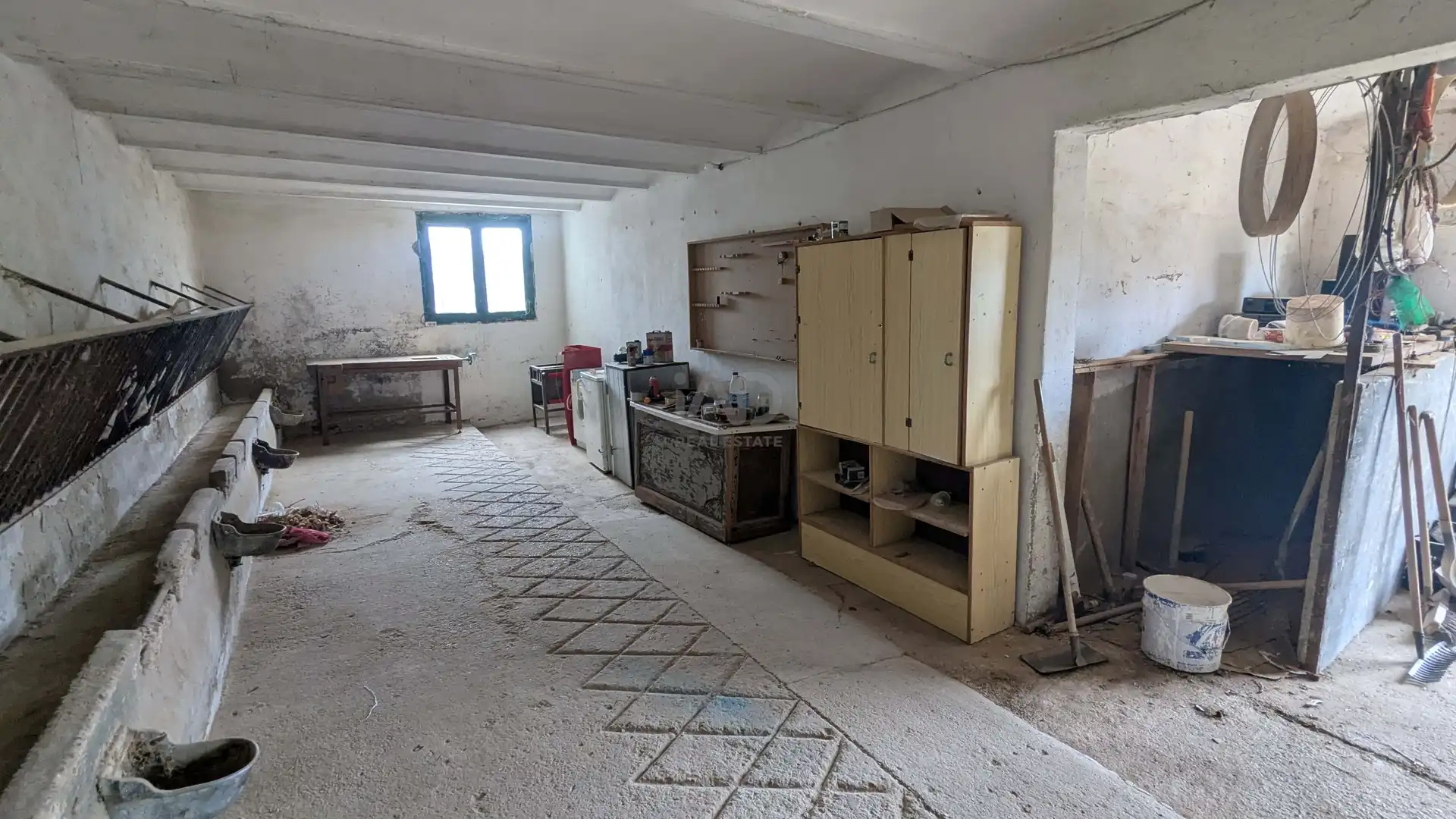 Country house zum Verkauf in  Logroño mit Heizung und Schwimmbad