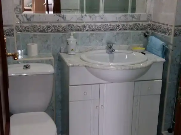 Badezimmer von Wohnung zur Miete in Salamanca Capital