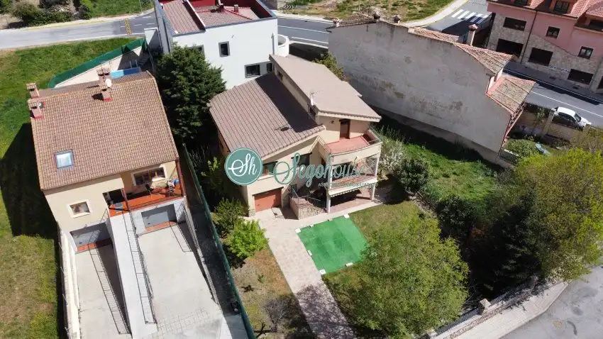 Casa o chalet en venta en San Cristóbal de Segovia con Calefacción, Jardín privado y Terraza