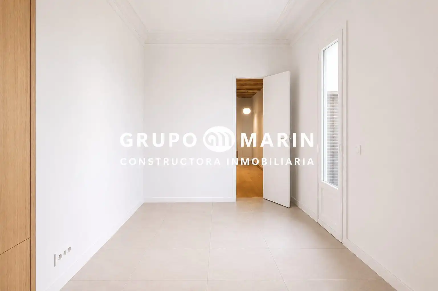 Appartamento con terrazza in vendita a Carrer Diputacio, imagen 5