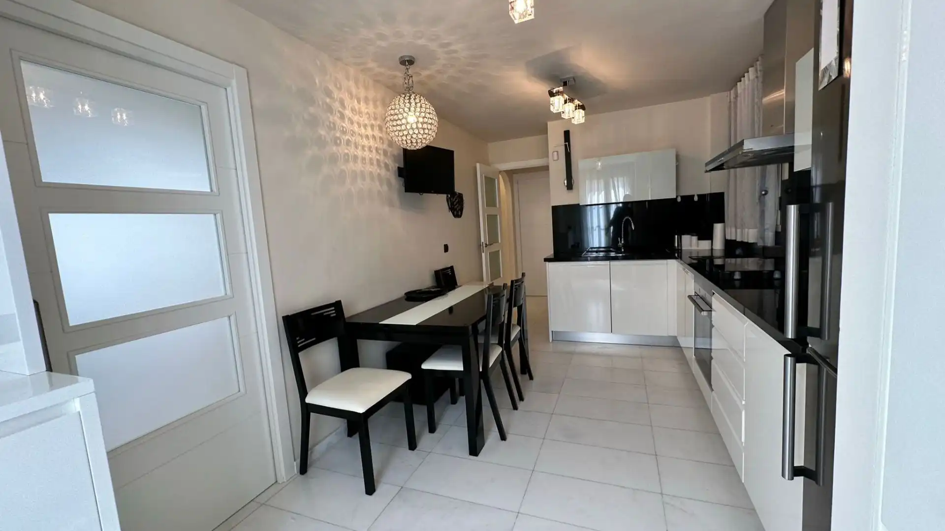 Casa amb piscina en venda a Carrer Dublin, imagen 20