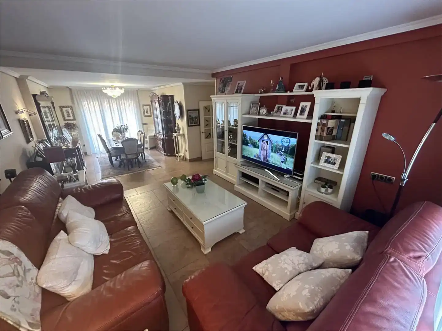Sala d'estar de Casa adosada en venda en Segovia amb Parquet, Traster i Balcó