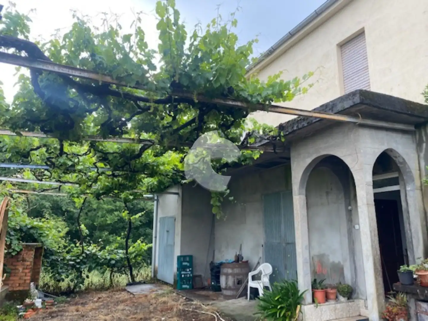 Casa amb jardí en venda a San Cristovo de Cea