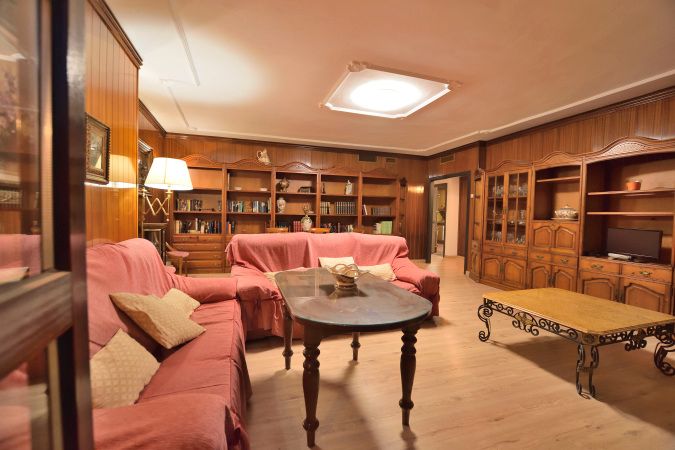 Living room of Flat for sale in Ronda  with Air Conditioner, Heating and Balcony