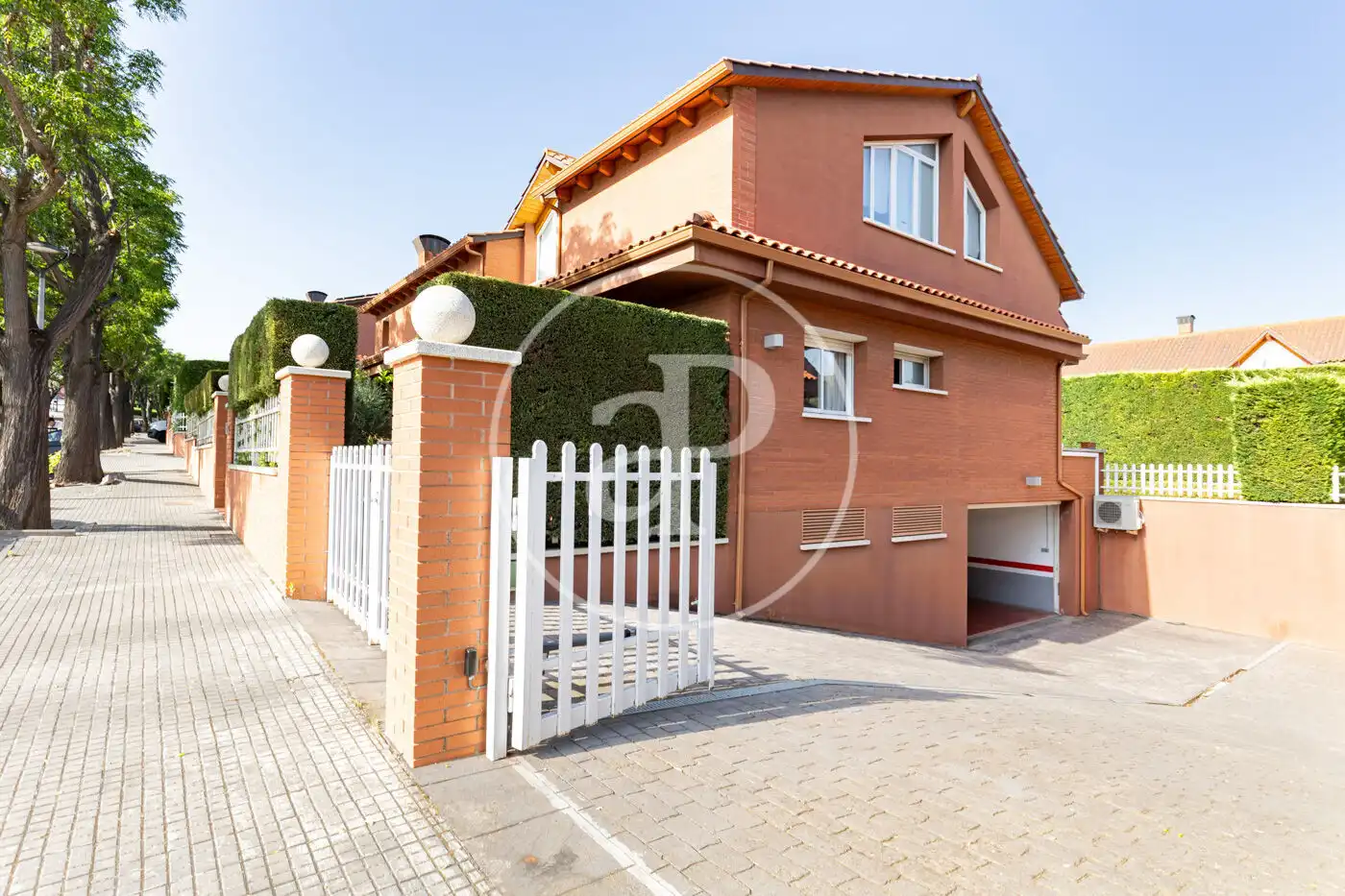 Exterior view of Houses for sale in Sant Cugat del Vallès  with Air Conditioner, Heating and Private garden