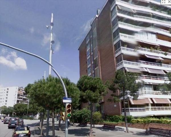 Garaje en Venta en Barri de les Corts