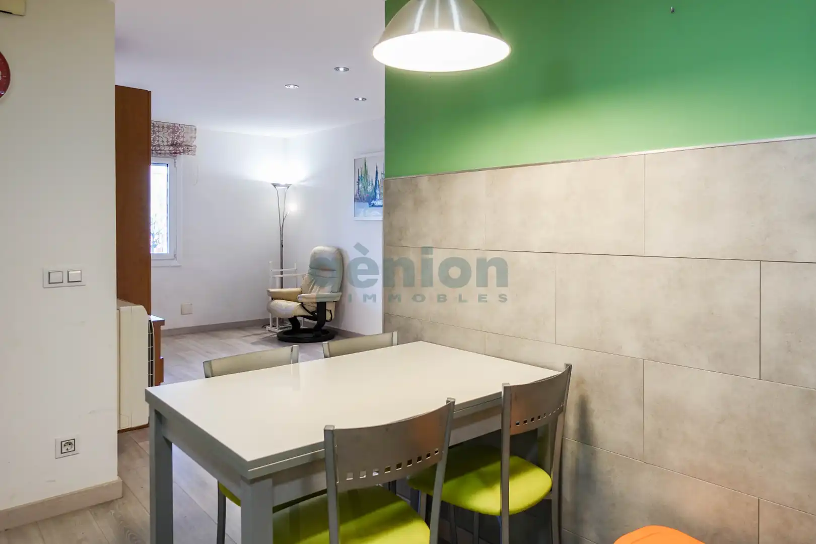 Dining room of Flat for sale in Girona  with Air Conditioner and Heating