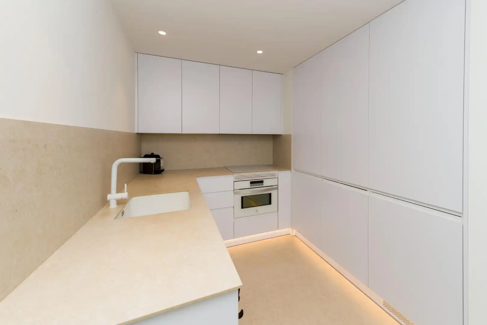 Cuina de Apartament en venda en Oropesa del Mar / Orpesa amb Jardí privat, Terrassa i Traster