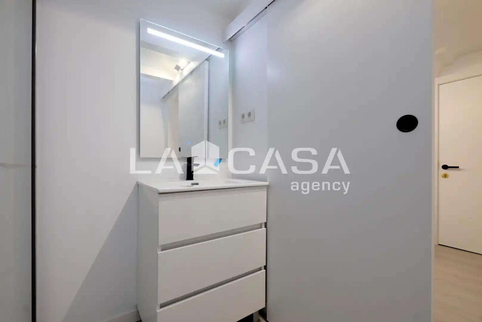 Bany de Pis en venda en Barcelona amb Aire condicionat, Calefacció i Parquet