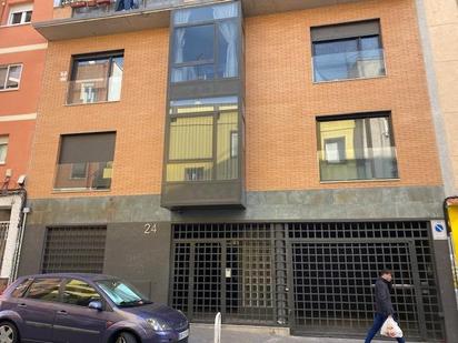 Vista exterior de Apartament en venda en  Madrid Capital amb Balcó