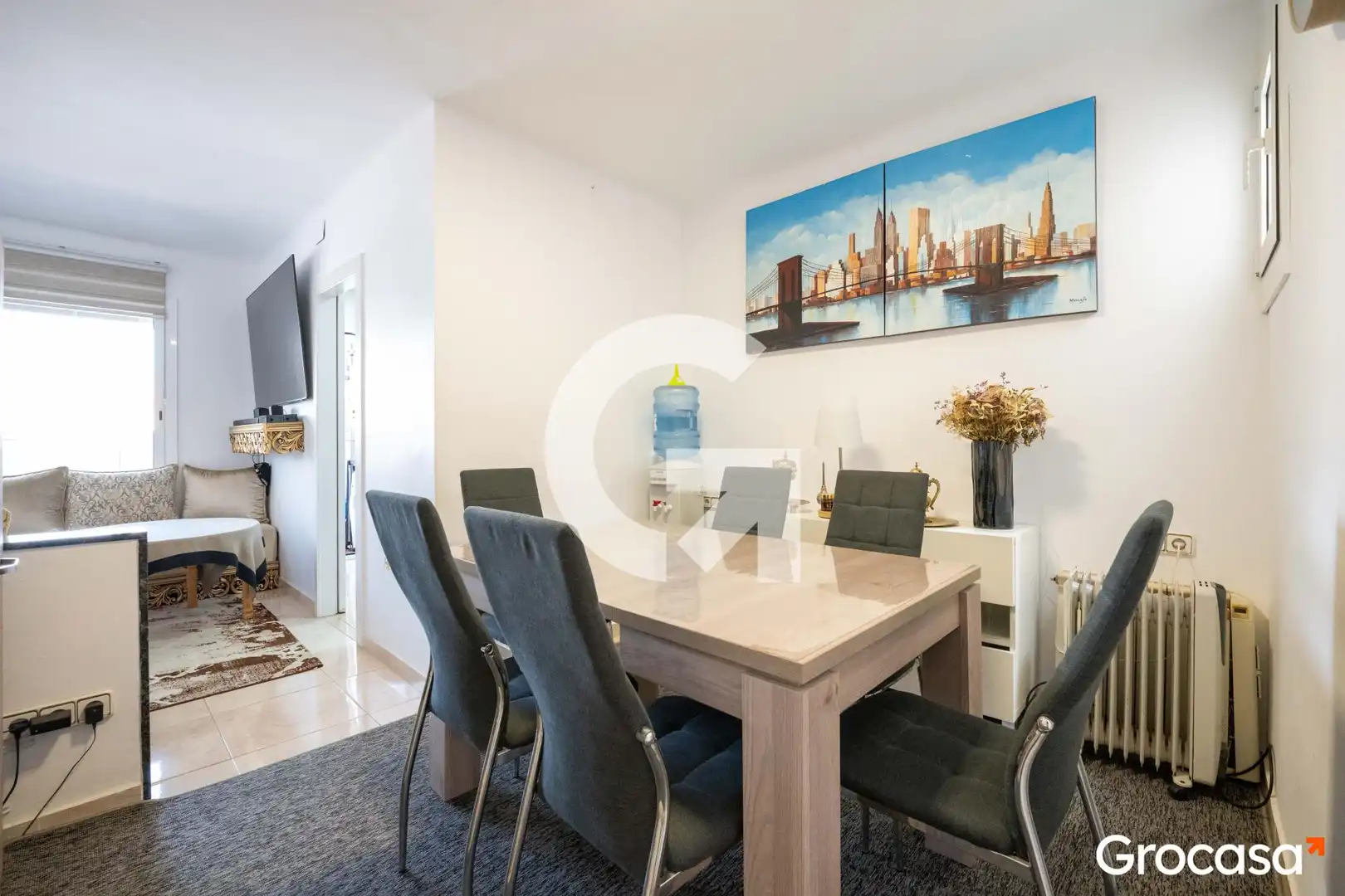 Comedor de Piso en venta en Mataró con Horno, Lavadora y TV