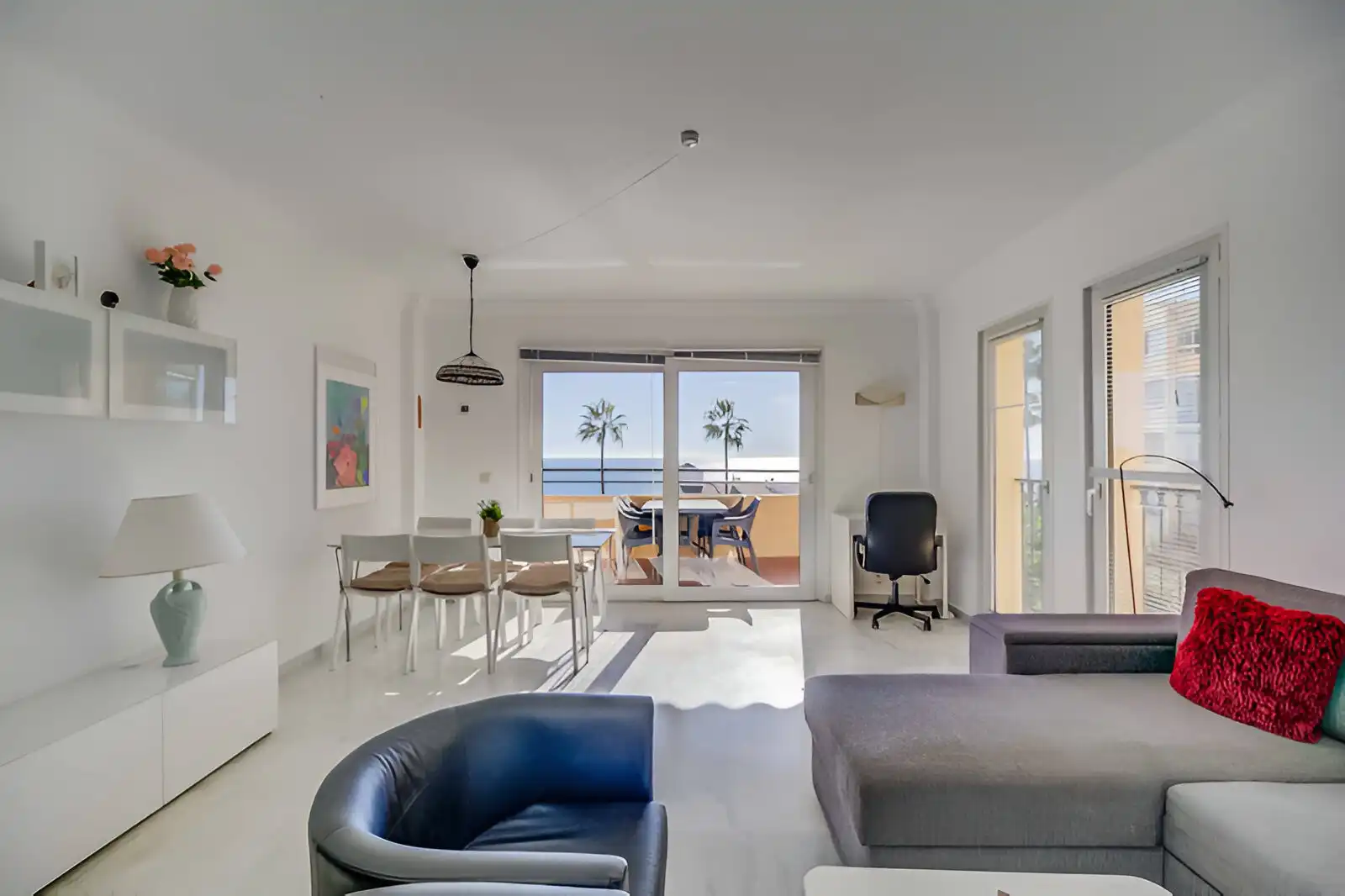 Sala de estar de Planta baja en venta en Benalmádena con Aire acondicionado, Terraza y Piscina