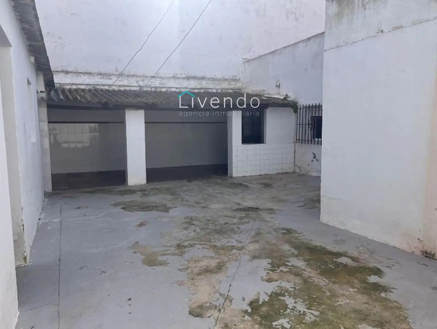 Vista exterior de Casa o xalet en venda en Chiclana de la Frontera