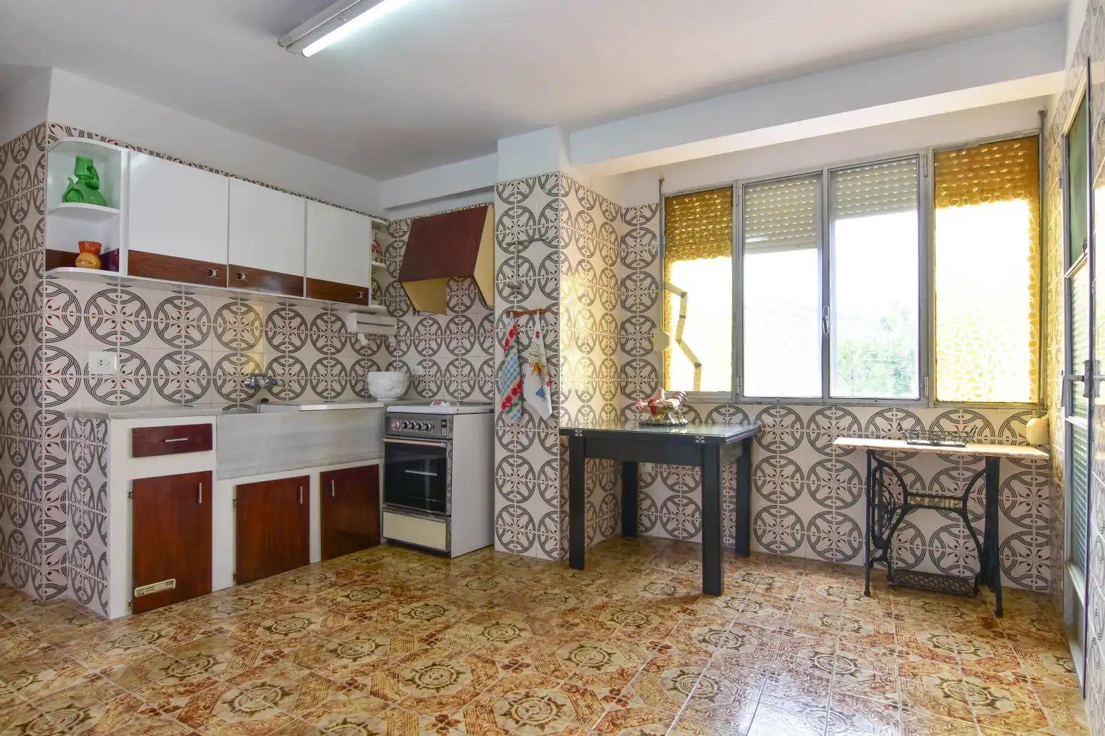 Cuina de Casa o xalet en venda en Marines amb Aire condicionat, Terrassa i Balcó