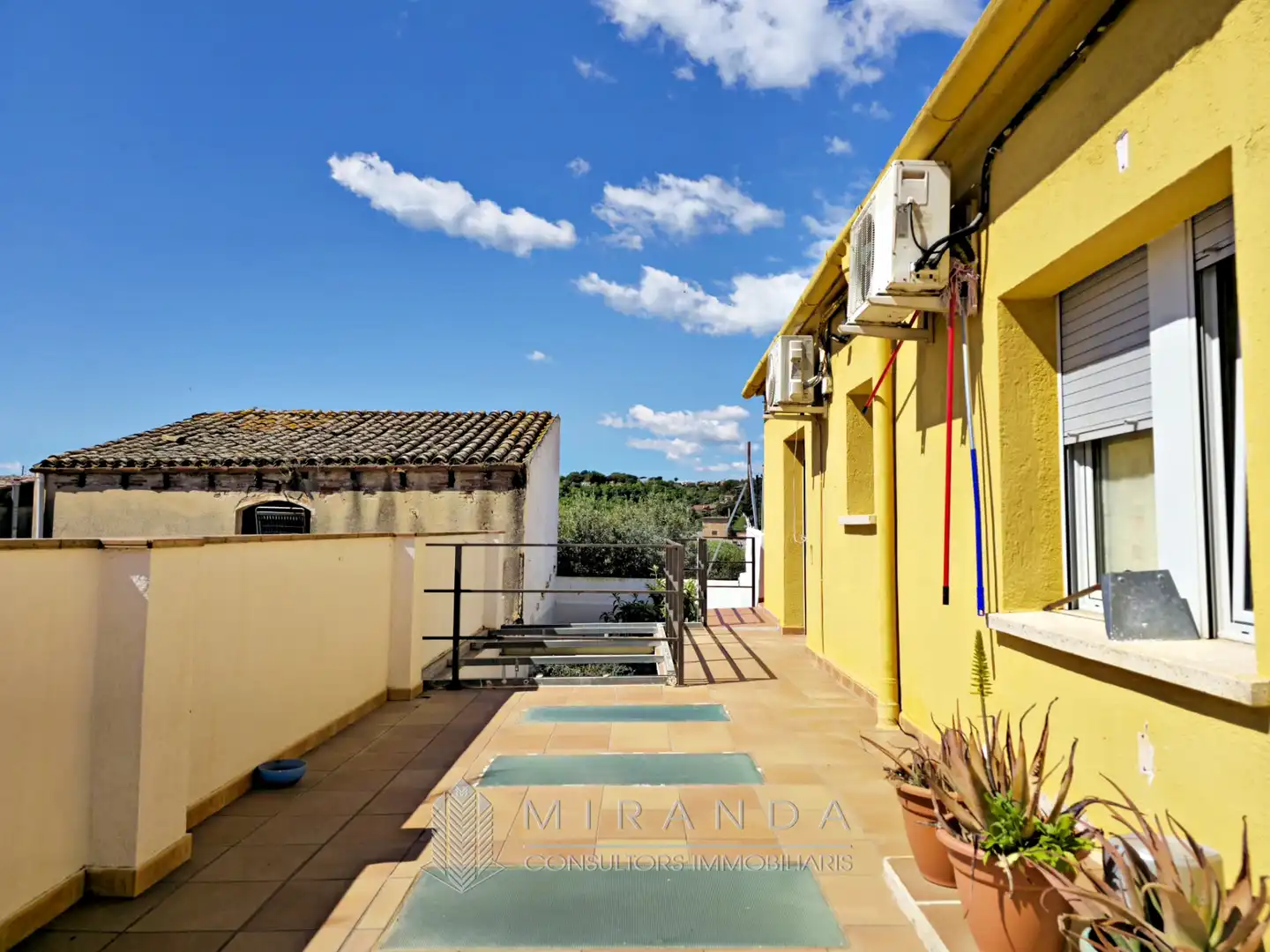 Terraza de Casa adosada de alquiler con opción a compra en Breda con Aire acondicionado, Calefacción y Parquet