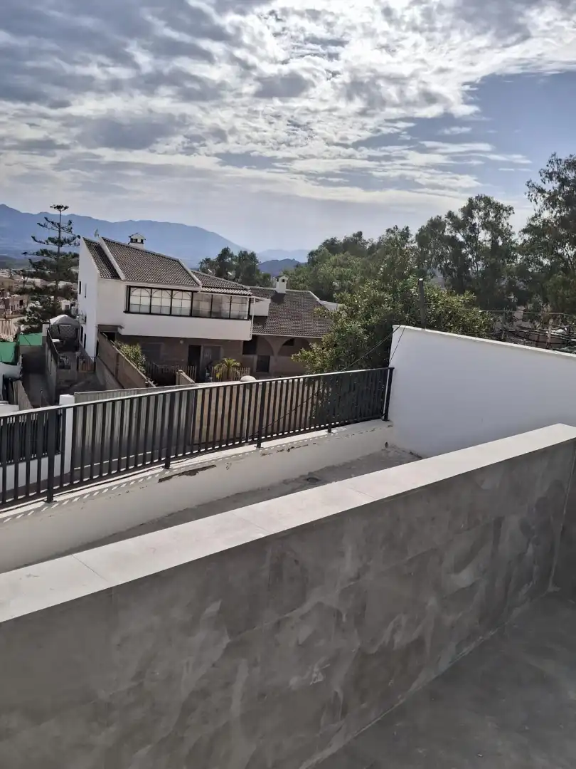 Terrassa de Casa o xalet en venda en Málaga amb Jardí privat, Terrassa i Piscina