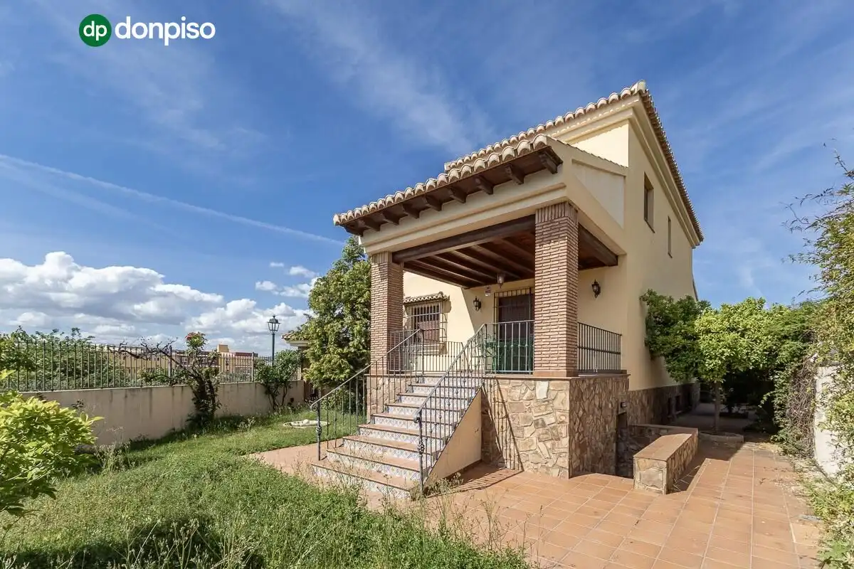 Casa con giardino in vendita a Calle MARIANA PINEDA, imagen 4