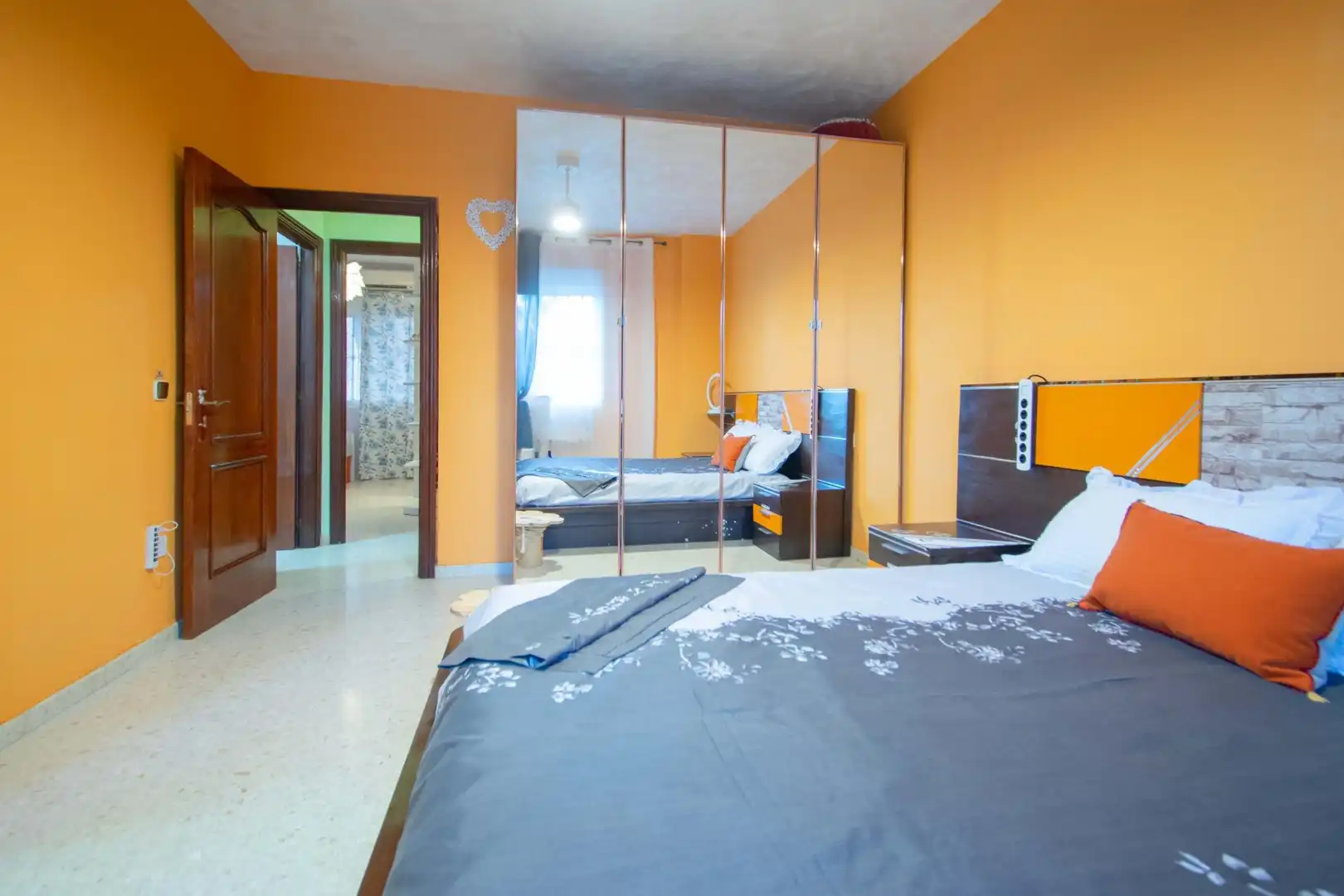 Bedroom of Flat for sale in Sevilla  with Terrace