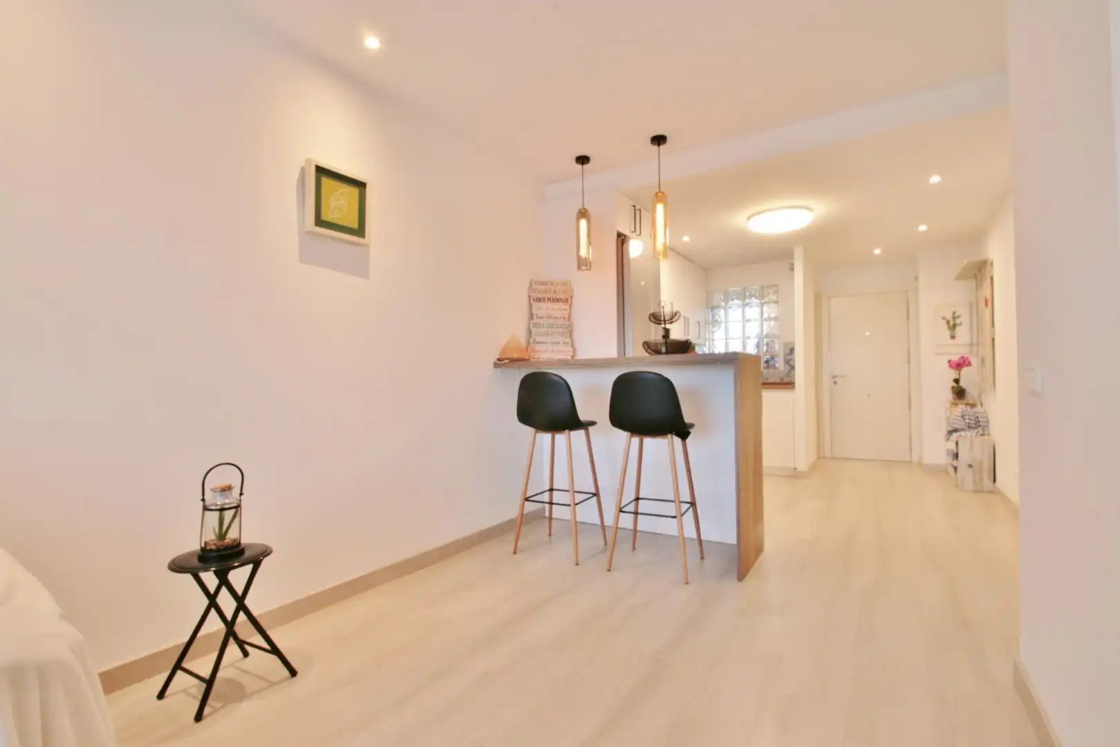 Cocina de Apartamento en venta en Almería con Aire acondicionado, Jardín privado y Terraza