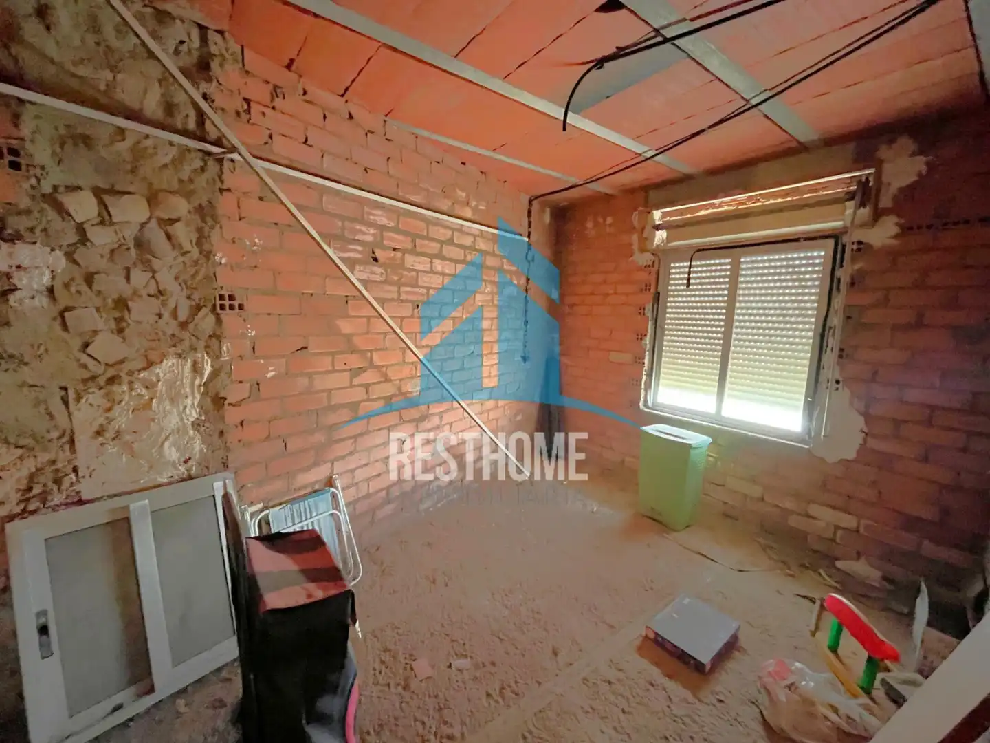 Casa adosada en venta en Alborea