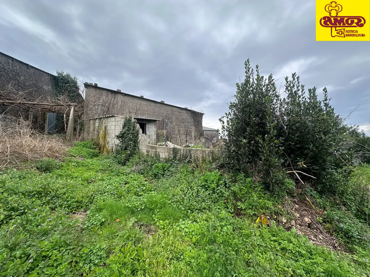Casa o xalet en venda en Santiago de Compostela  amb Jardí privat