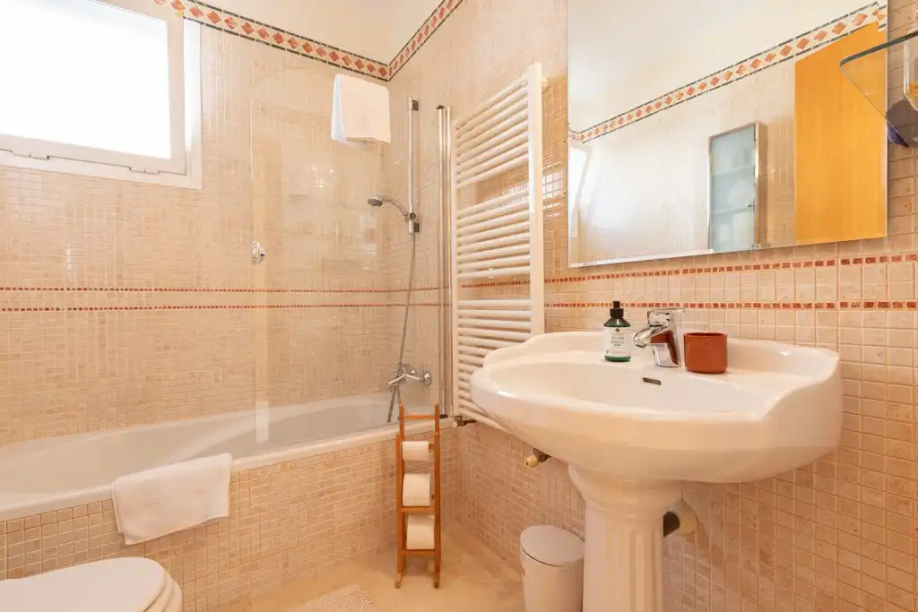 Bany de Casa adosada en venda en  Palma de Mallorca amb Aire condicionat, Jardí privat i Terrassa