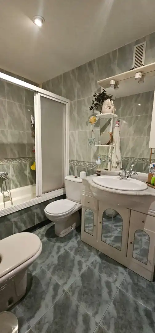 Appartement compact avec ascenseur à louer à Avenida Primero de Mayo, imagen 12