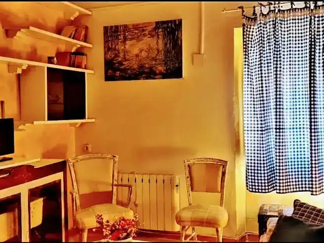 Sala d'estar de Pis de lloguer en Cuenca amb Moblat