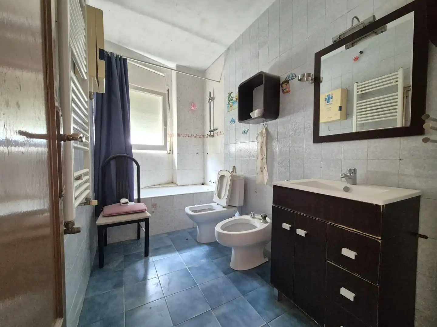 Baño de Piso en venta en Torredembarra con Calefacción y Balcón