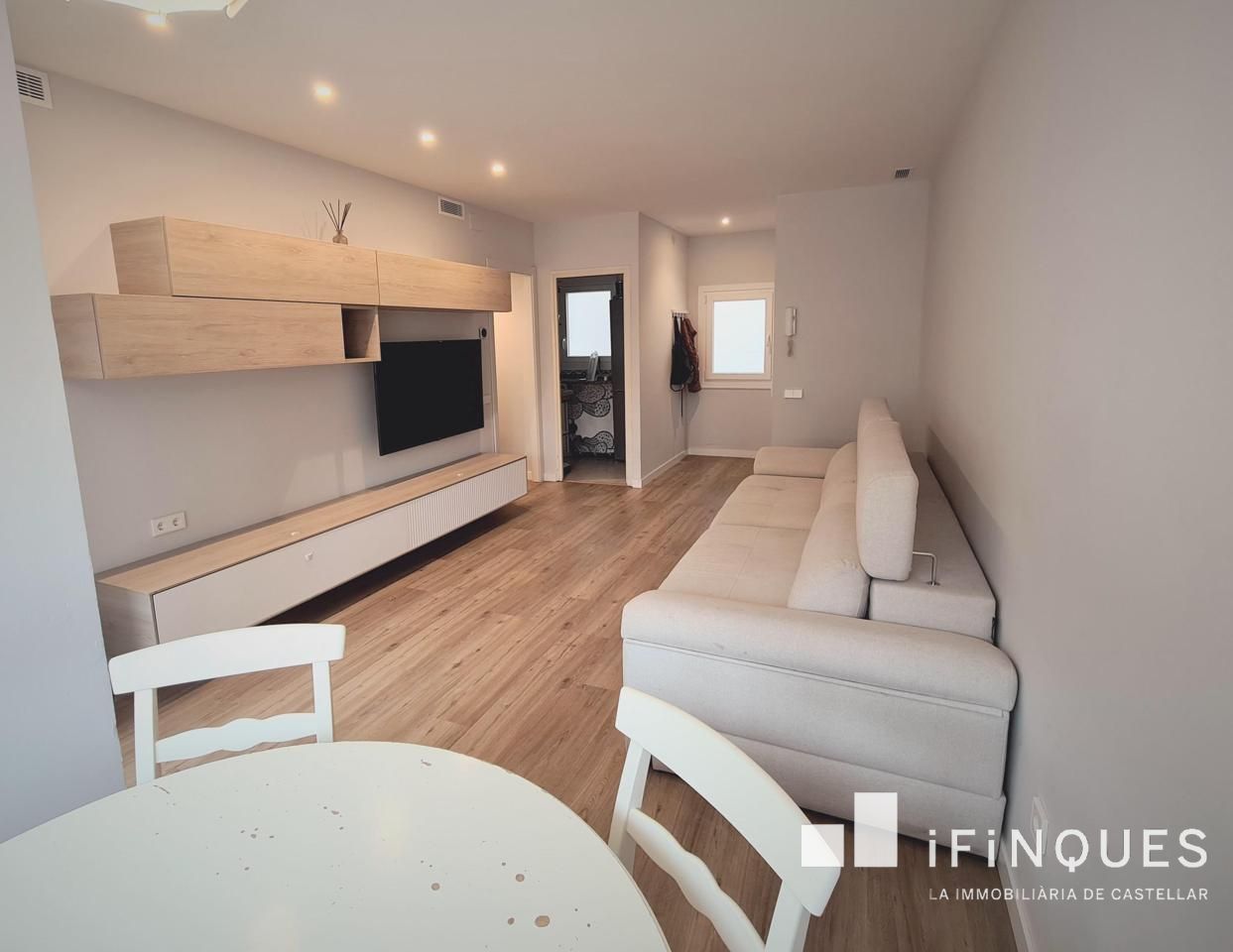Sala de estar de Piso en venta en Sabadell con Calefacción, Parquet y Terraza
