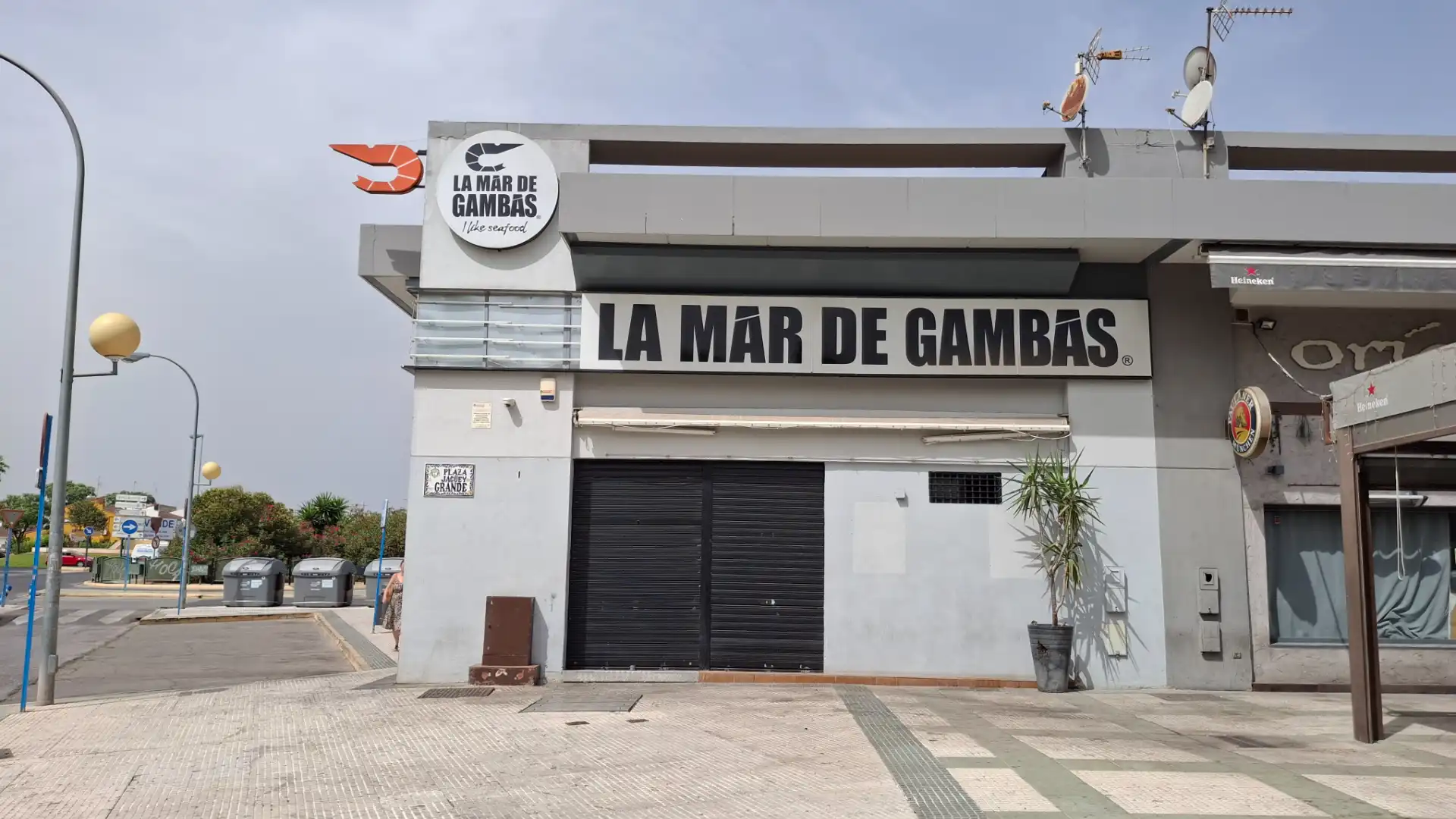 Vista exterior de Local de lloguer en Mairena del Aljarafe amb Terrassa