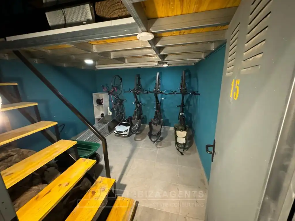 Apartamento en venta en Santa Eulària des Riu con Aire acondicionado, Calefacción y Piscina