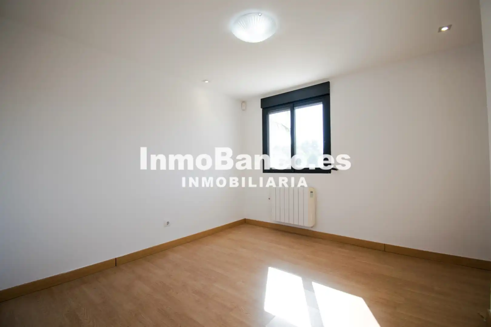 Habitación de Casa o chalet en venta en Chiva con Jardín privado, Terraza y Piscina