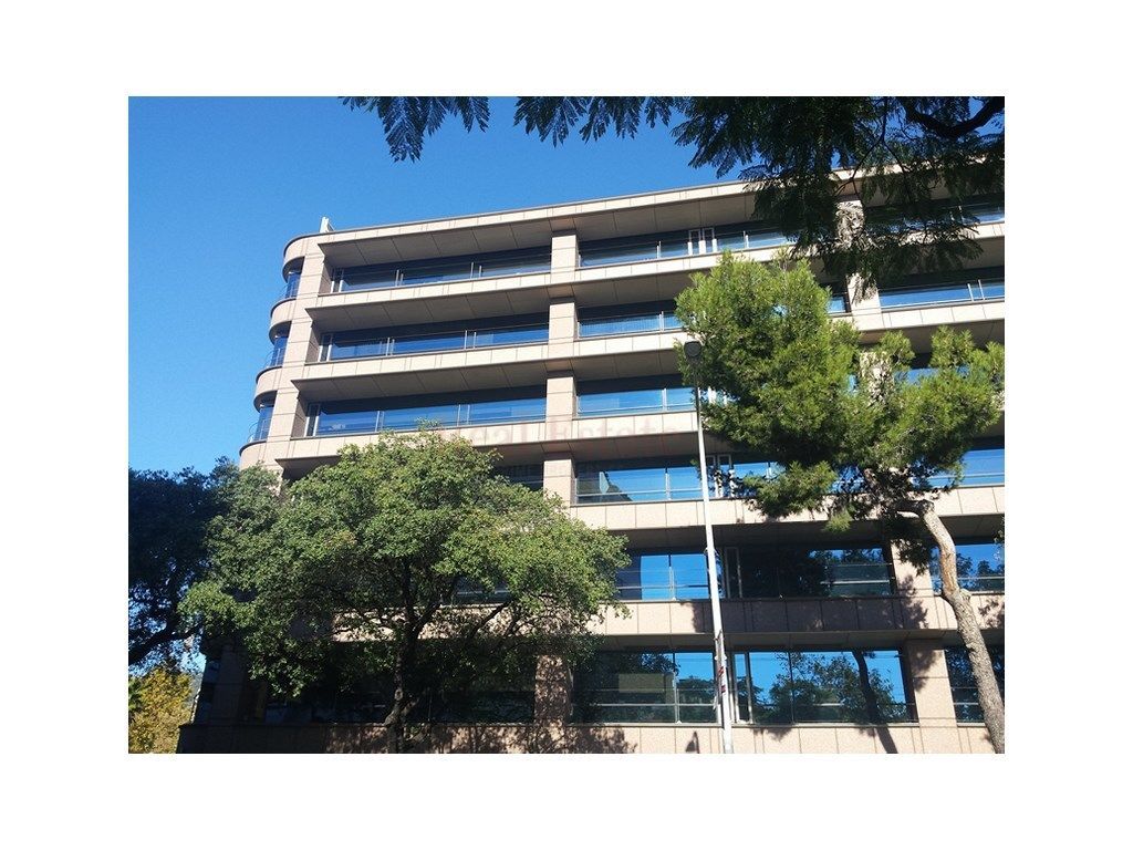 Vista exterior de Oficina de lloguer en  Barcelona Capital