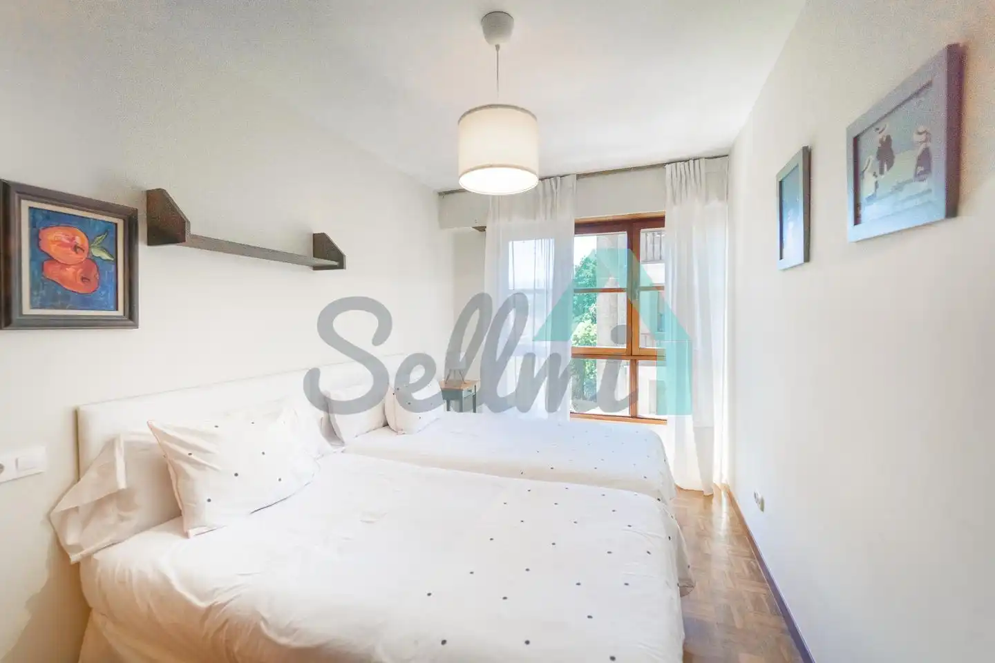 Dúplex en venta en Ramón Menéndez Pidal, Parres