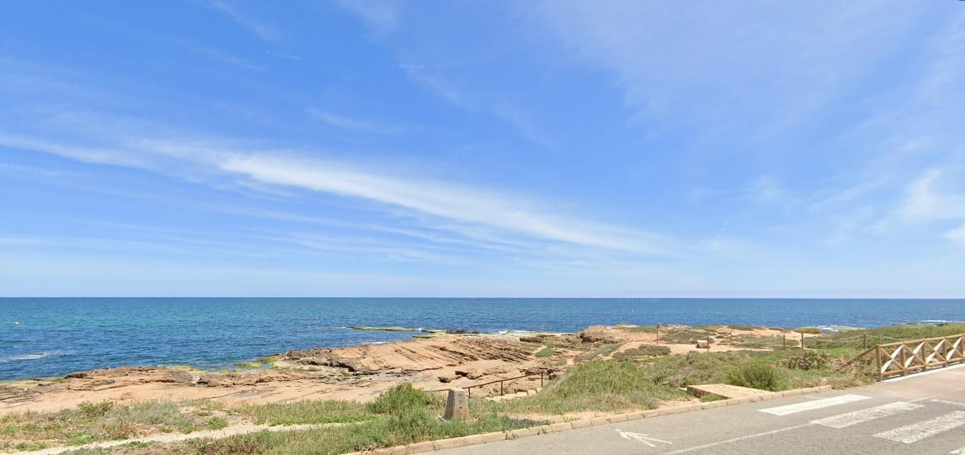 Apartment for sale in Torrevieja  with Private garden and Terrace
