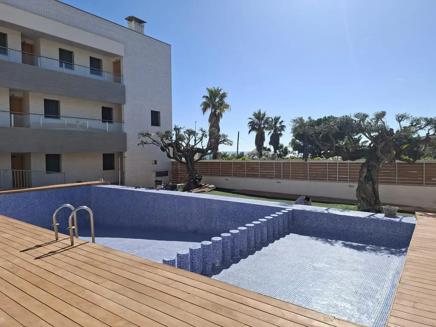 Piscina de Dúplex en venta en Vinaròs con Aire acondicionado, Calefacción y Terraza