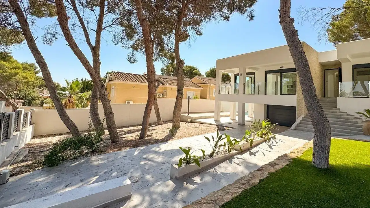 Villa zum Verkauf in Los Balcones - Los Altos, imagen 5