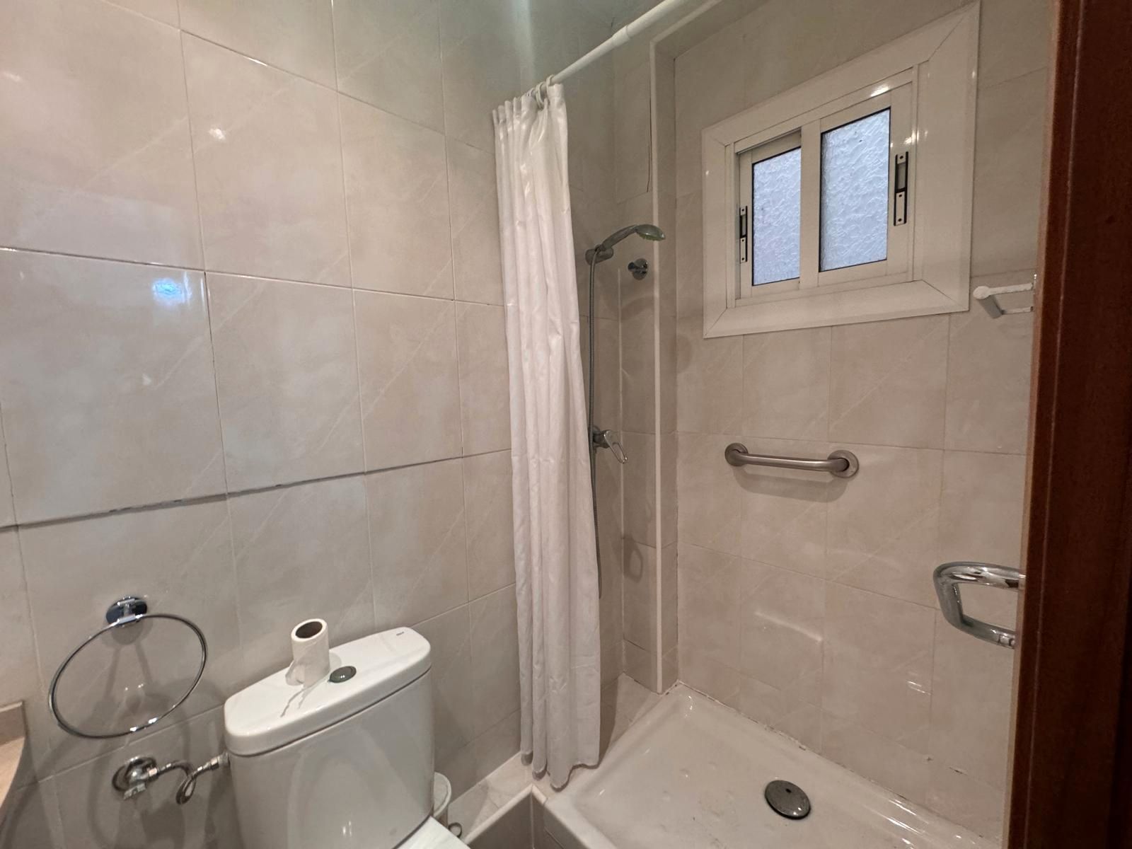 Flat for sale in Carrer de Galileu, Sants