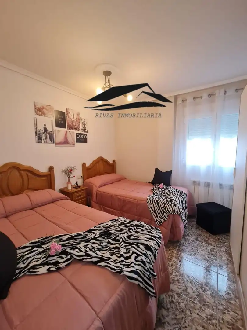 Dormitori de Casa o xalet en venda en Cepeda amb Aire condicionat, Calefacció i Traster