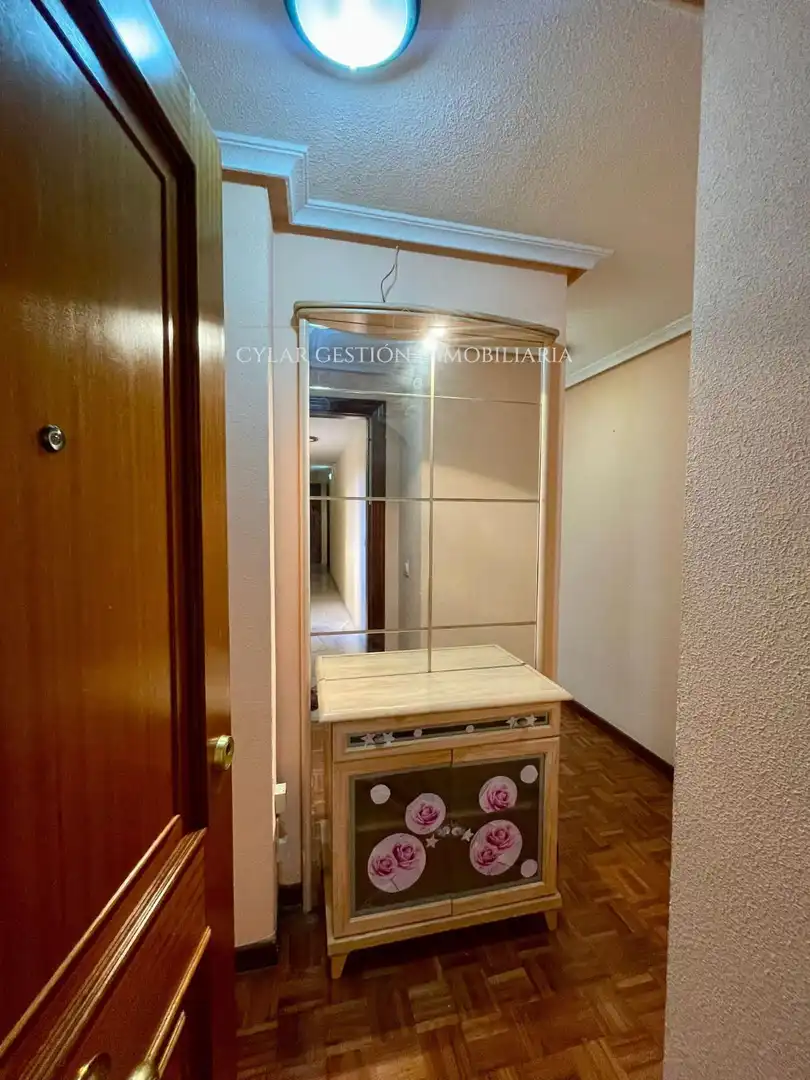 Piso en venta en Salamanca con Calefacción, Terraza y Amueblado