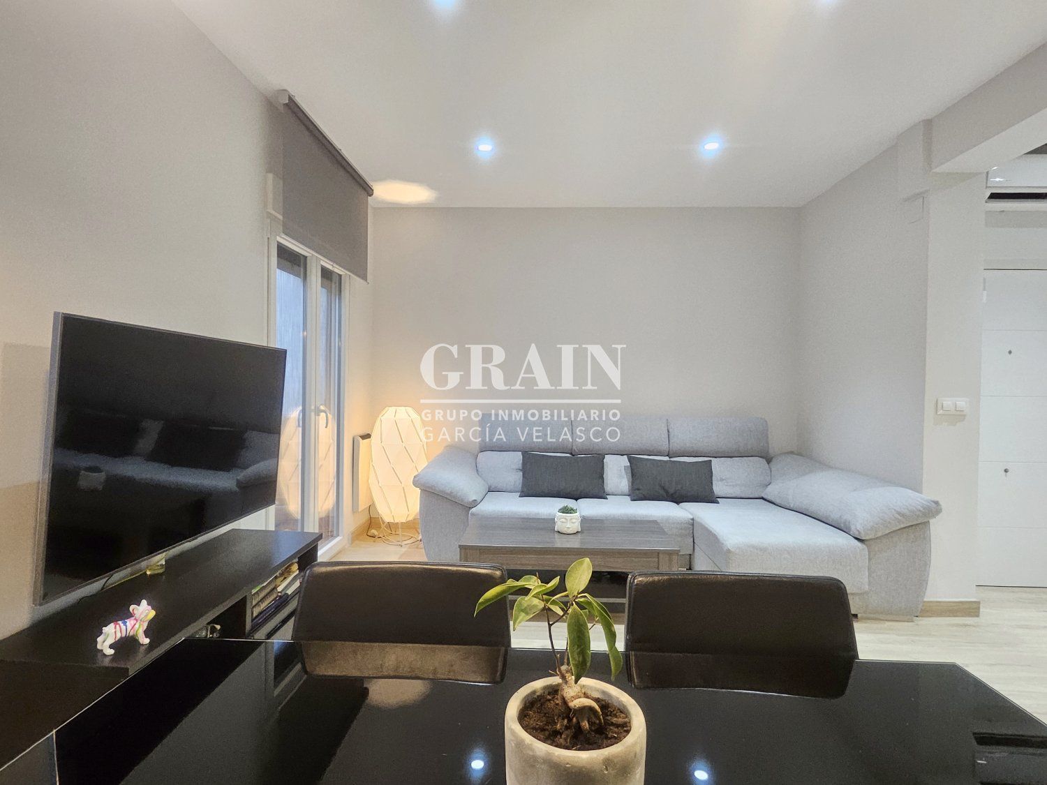 Exterior view of Apartment for sale in  Albacete Capital  with Air Conditioner, Heating and Balcony