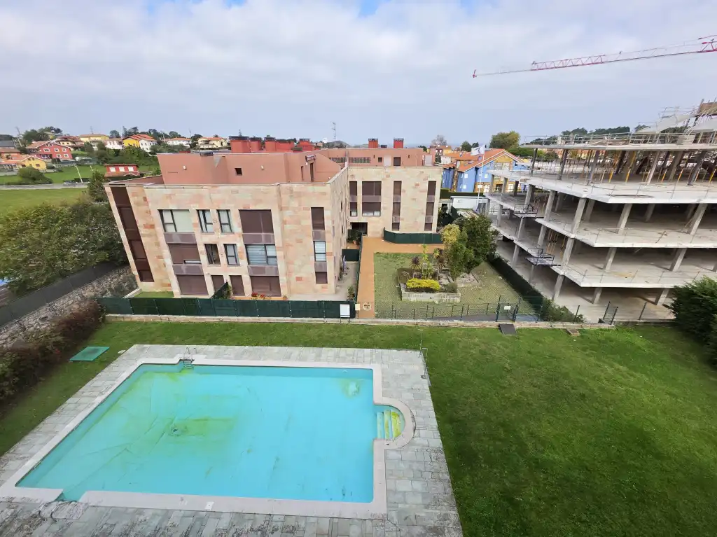 Àtic amb piscina en venda a Celoriu, imagen 6
