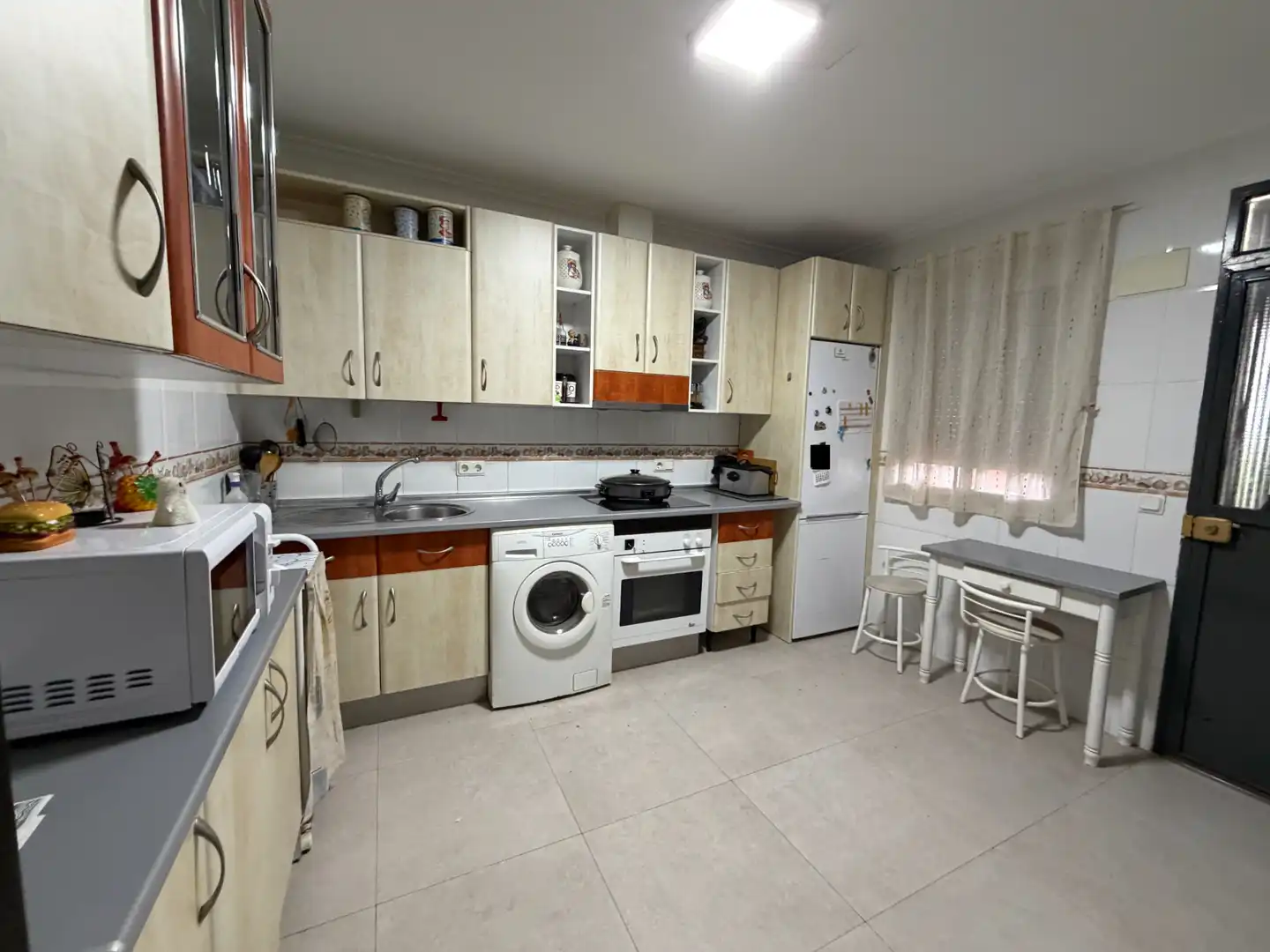 Cuina de Casa o xalet en venda en Torreperogil amb Aire condicionat, Jardí privat i Traster