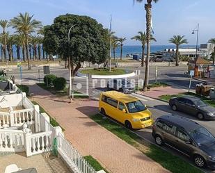 Vista exterior de Casa o xalet en venda en Torremolinos amb Aire condicionat i Terrassa