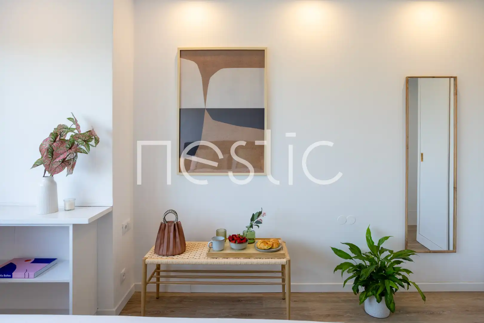 Sala de estar de Apartamento de alquiler en Madrid con Aire acondicionado, Calefacción y Amueblado