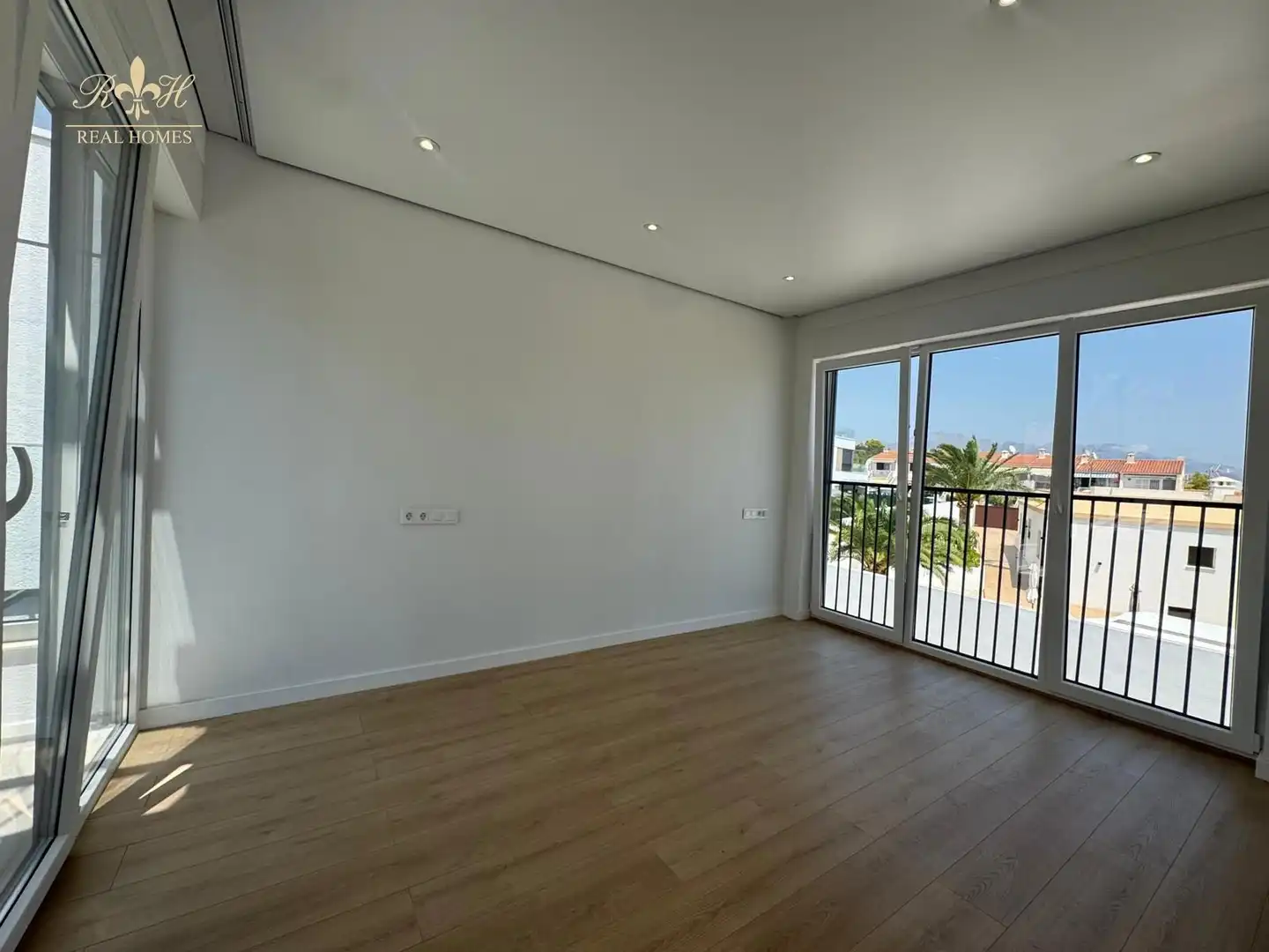 Sala d'estar de Casa o xalet en venda en La Nucia amb Aire condicionat i Piscina